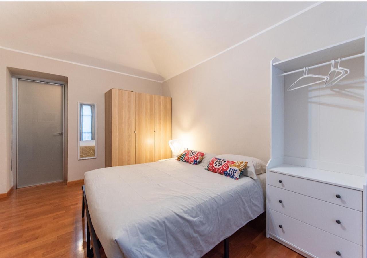 Porta Nuova Suite Comodita In Centro A Torino Esterno foto