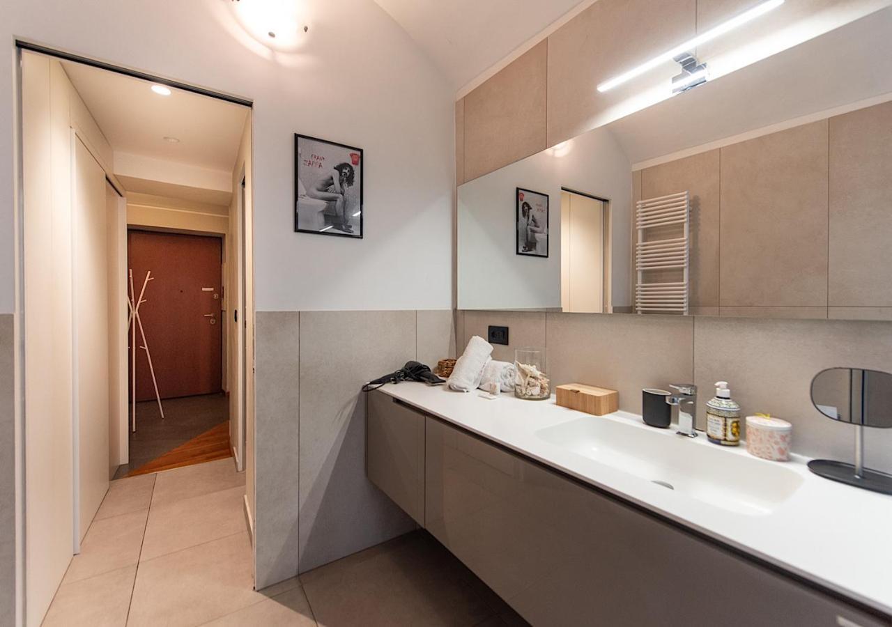 Porta Nuova Suite Comodita In Centro A Torino Esterno foto